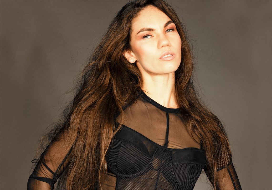 studio beauty fashion portrait